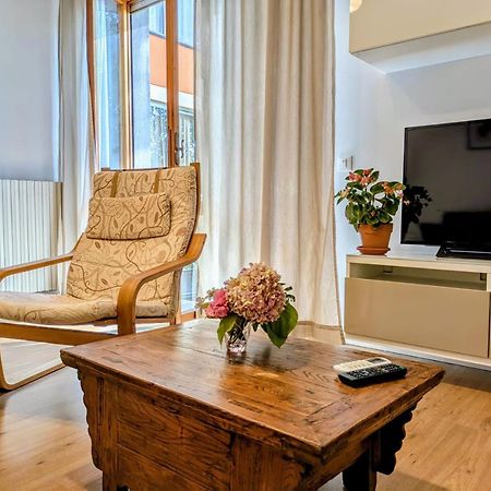 Appartamento Viale Puccini - Free Gated Parking - 3 Minutes From Center Lucca Eksteriør bilde